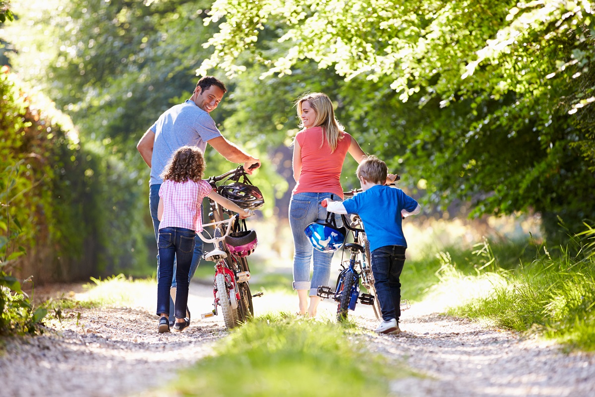 family with bikes