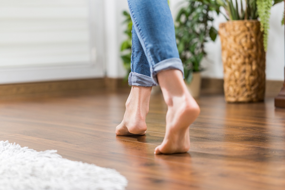  woman's feet